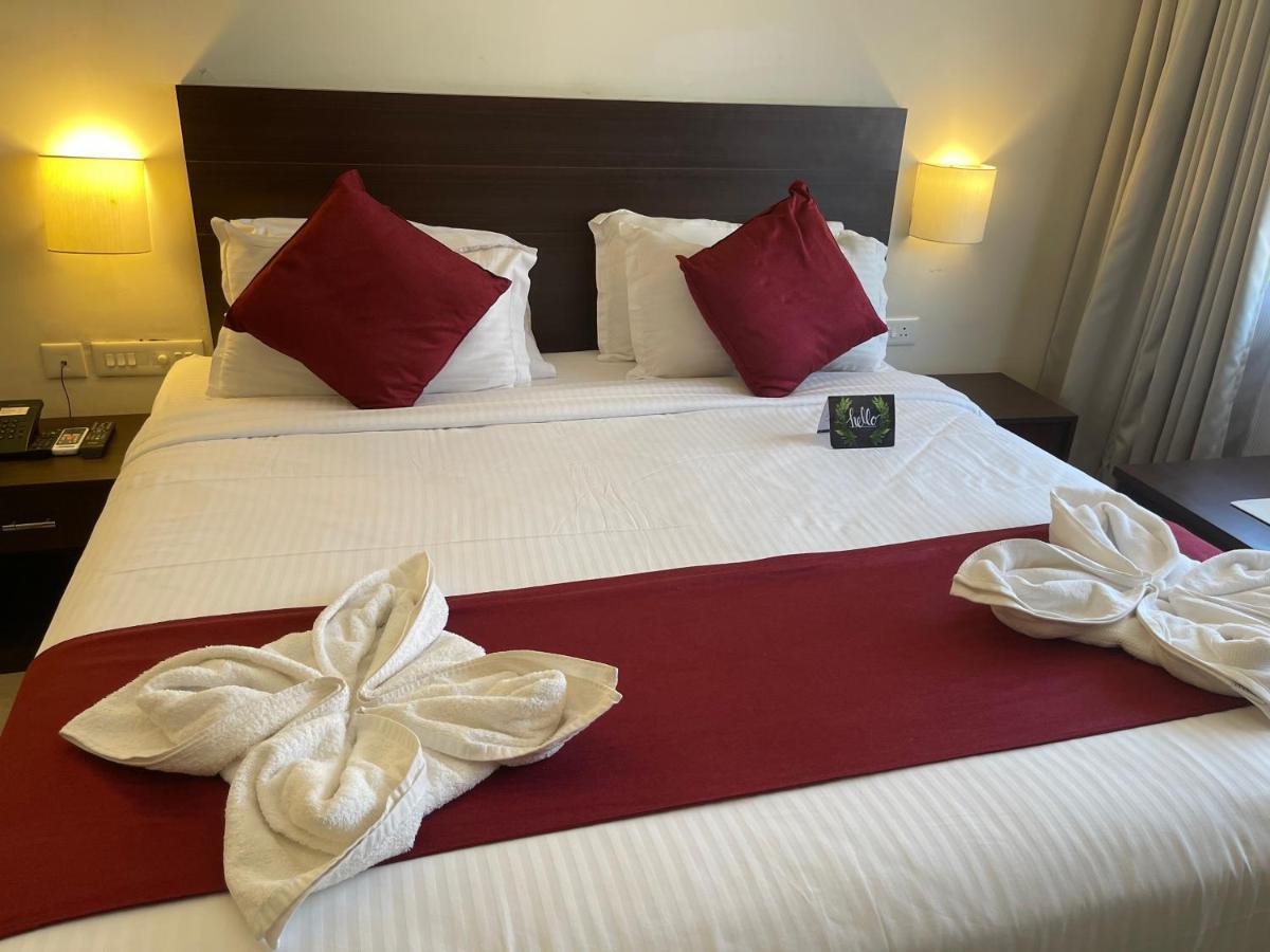 Hotel Yamuna Adur Eksteriør bilde