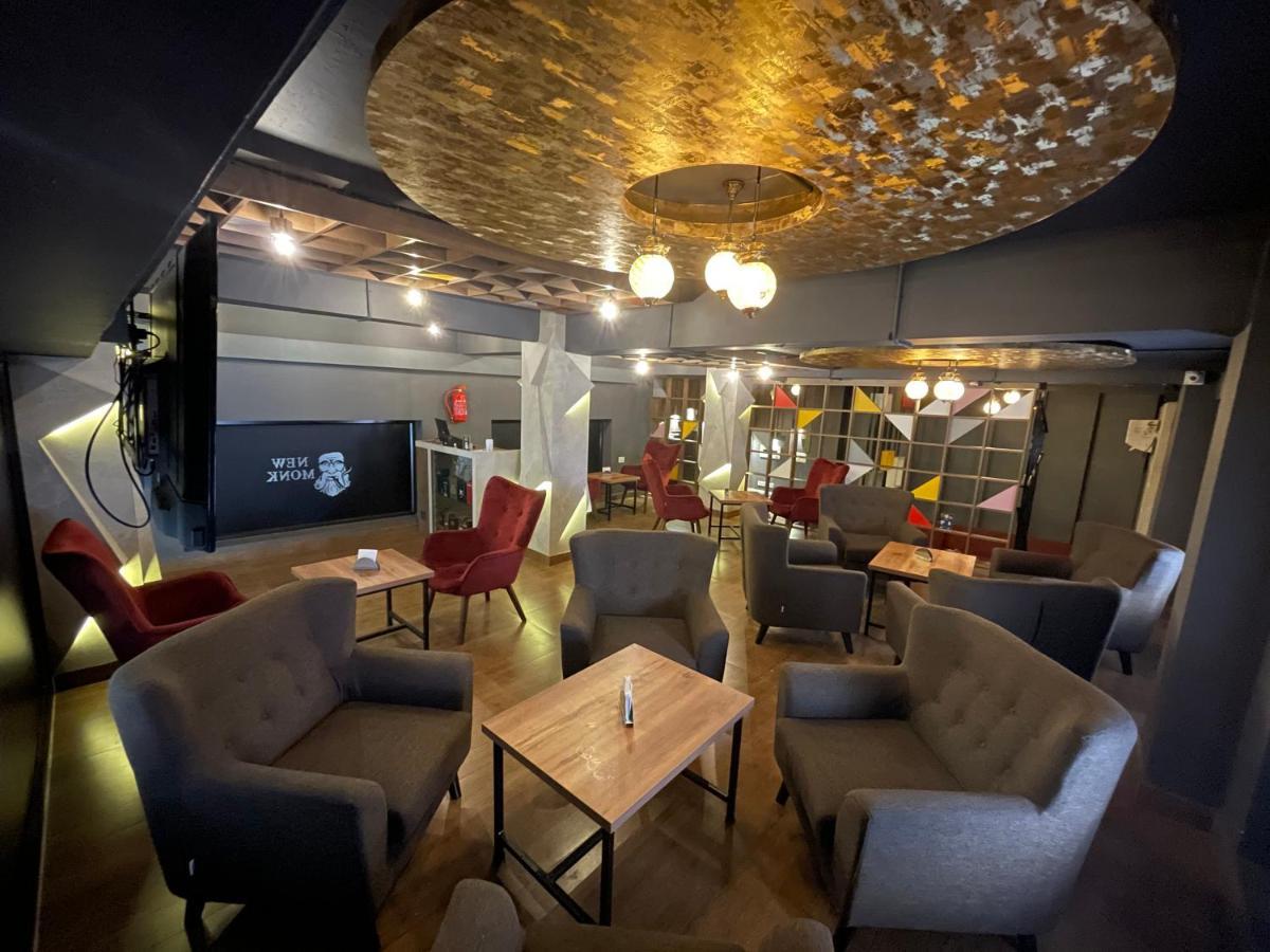 Hotel Yamuna Adur Eksteriør bilde