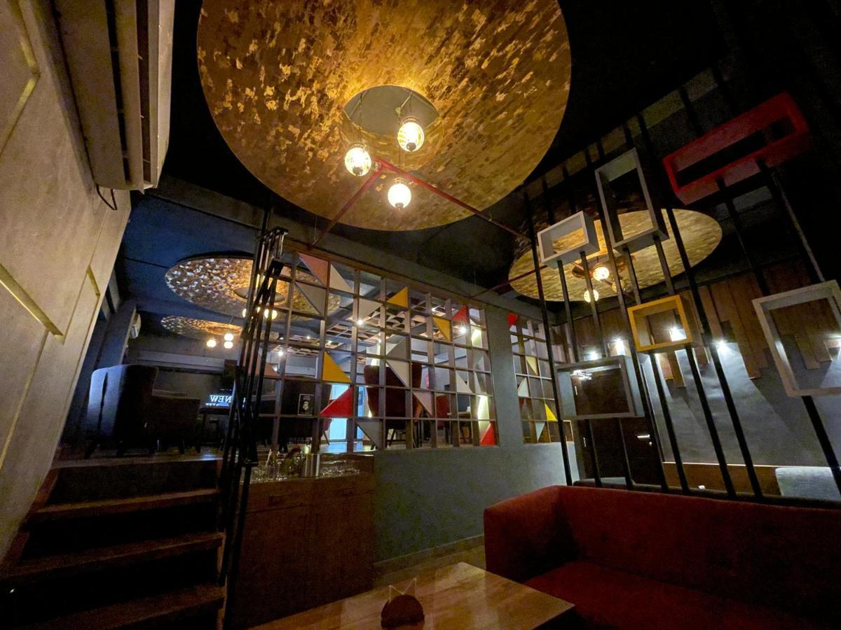 Hotel Yamuna Adur Eksteriør bilde